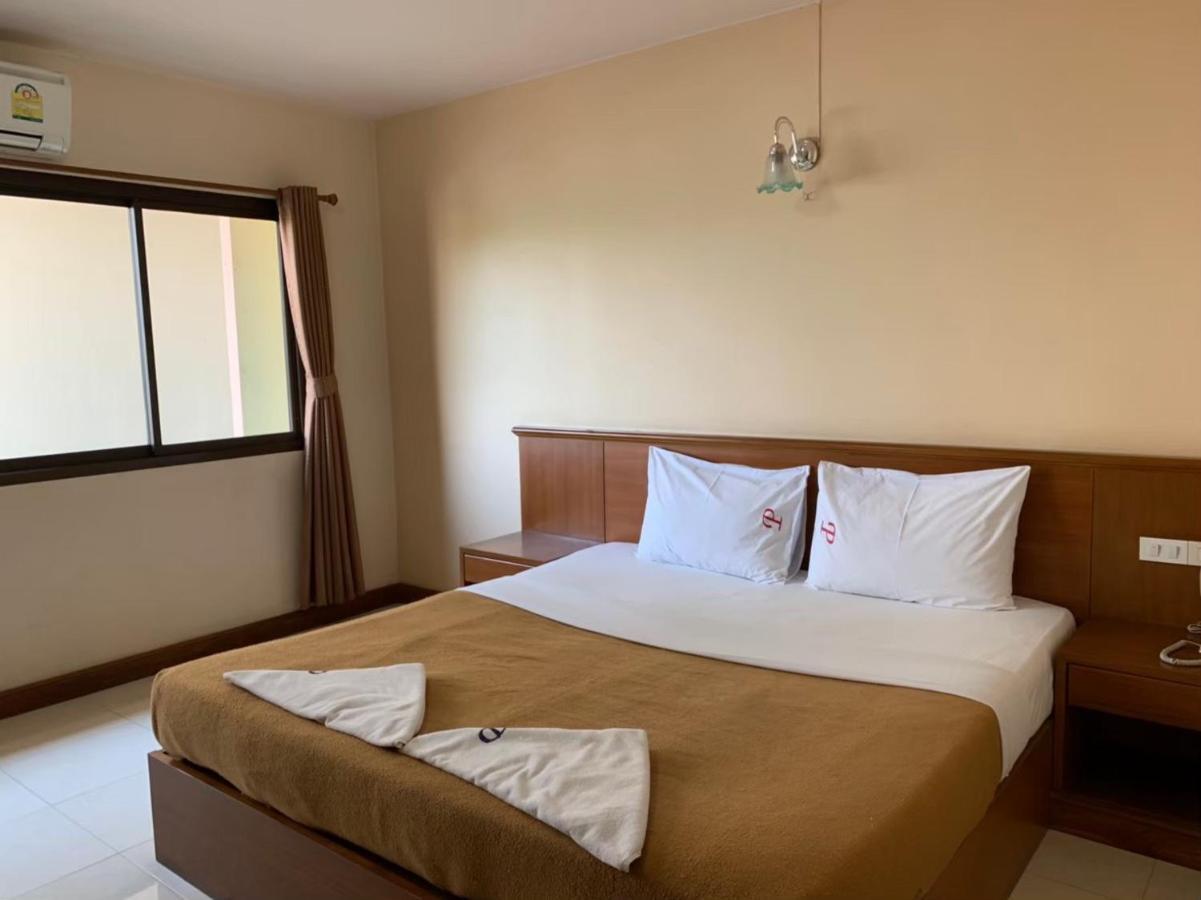 Pat place Aparthotel Chiang Mai Buitenkant foto